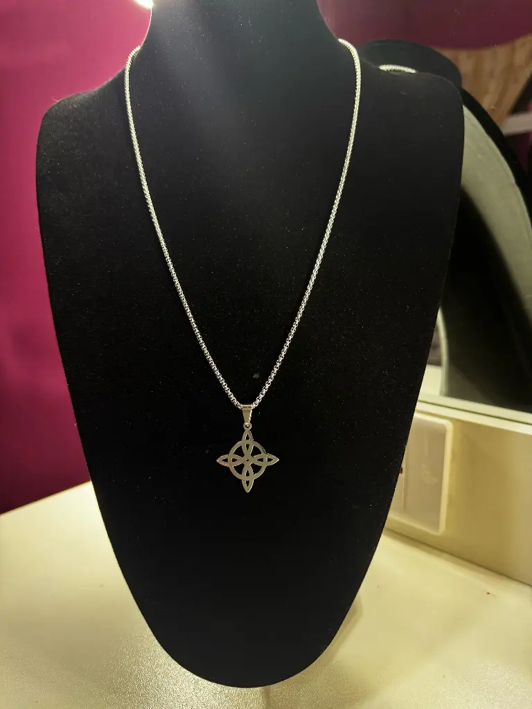 Collar Nudo De Bruja