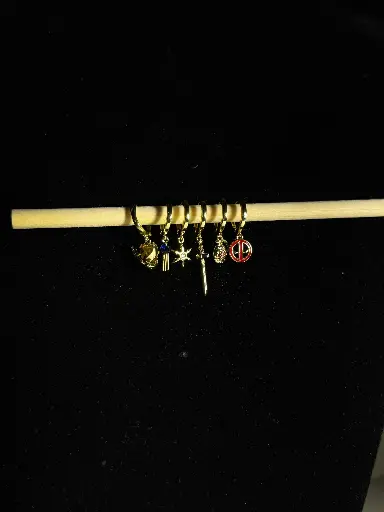 Set De 6 Pendientes Marvel 