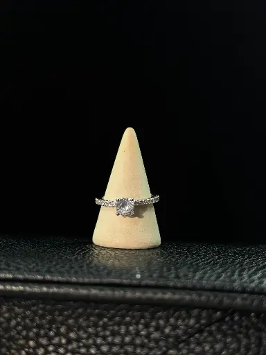 Anillo Circonita 
