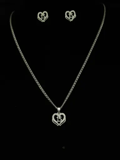 Dije y Cadena XV Plata Italiana 925